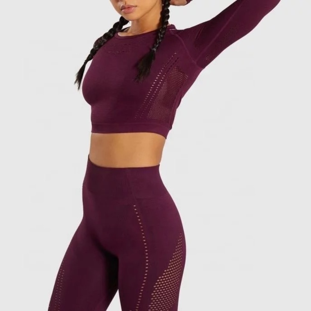 Deep Purple Set Leggings + Long Sleeve Crop Top - Picture 4 of 4